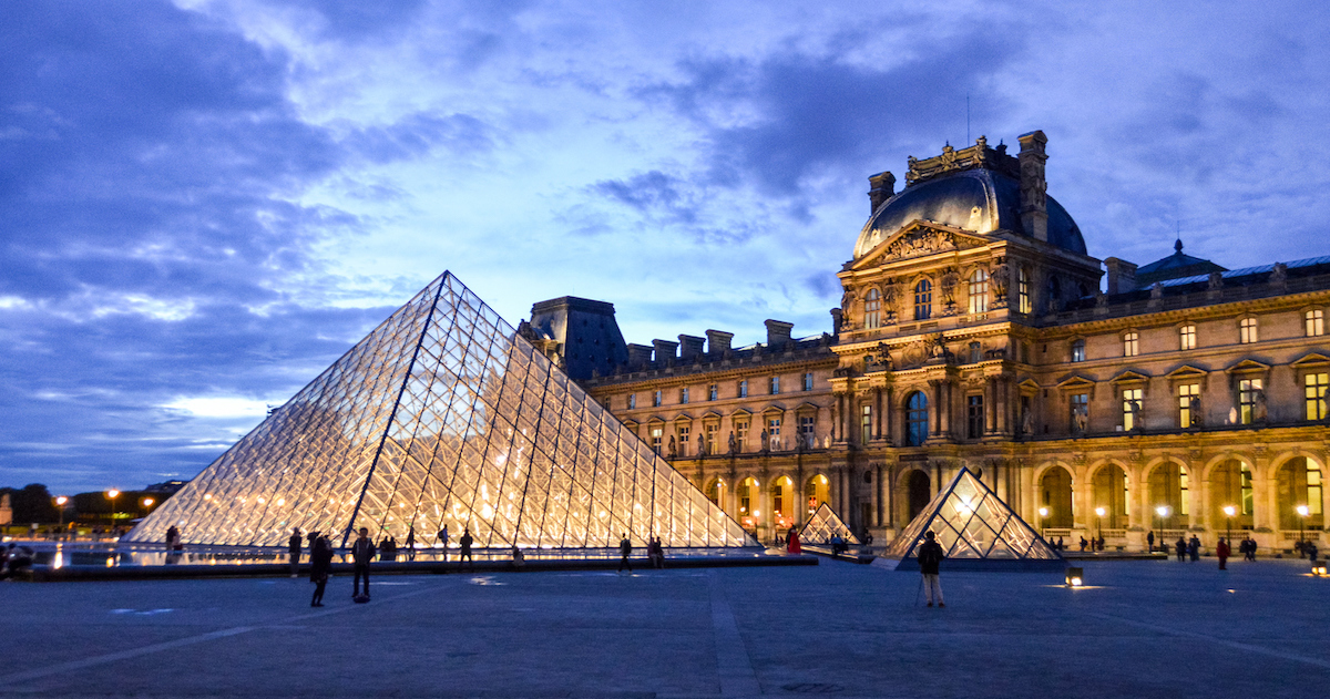 http://Louvre%20Museum
